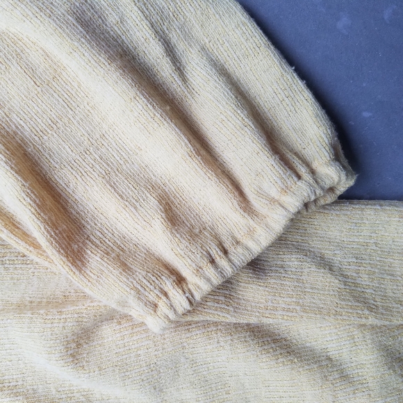 Stitch and Knot Cropped Tie Knit Top | Tie In Front | Cropped | Wide Neckline - Picture 3 of 5